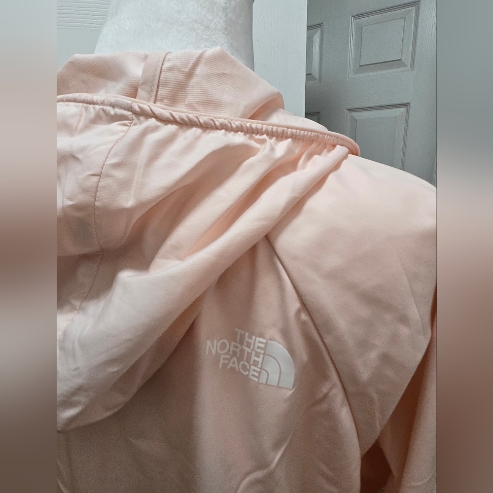 The North Face Women's Light Pink Hooded Windbreaker Jacket, Size L - Picture 6 of 16